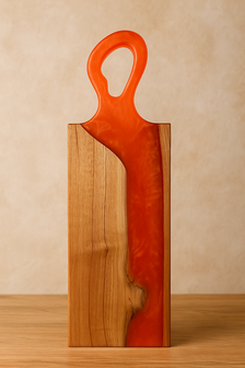 Tapasplank met epoxy orange