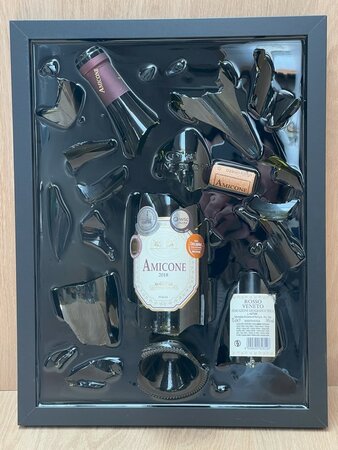 Broken Bottle art - Amicone 2018