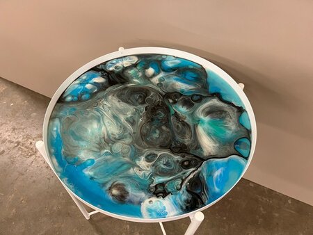 Bijzettafel in staal met epoxy met afneembaar blad wit 