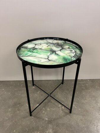 Bijzettafel in staal met epoxy met afneembaar blad zwart