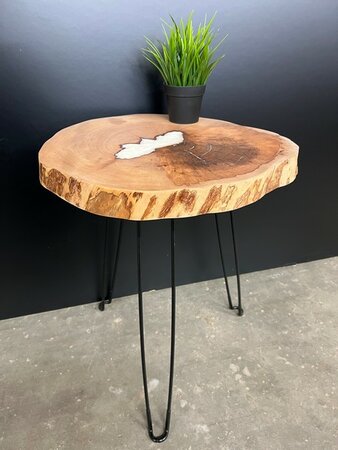 Bijzettafel met epoxy Parelmoer