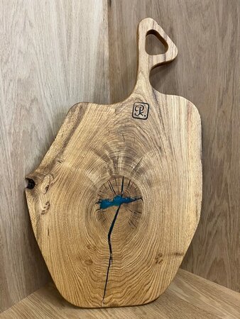 Tapasplank Eikenhout met Azuurblauwe epoxy