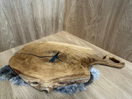 Tapasplank Eikenhout met Azuurblauwe epoxy