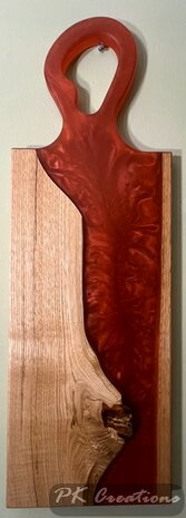 Tapasplank met epoxy red