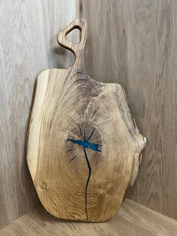 Tapasplank Eikenhout met Azuurblauwe epoxy