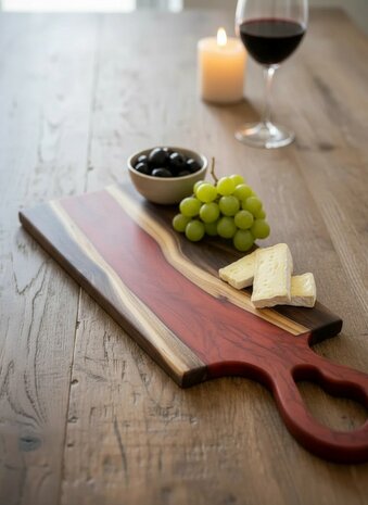 Tapasplank Notenhout met epoxy Oranje